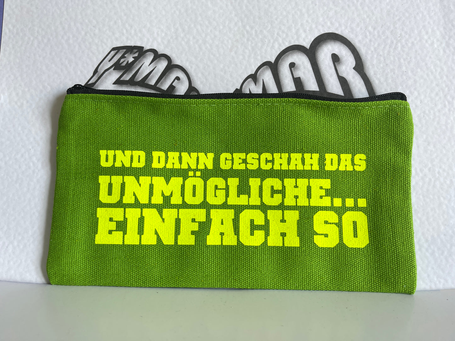 Und dann geschah das Unmögliche… Canvas Kosmetiktasche - Vintage Style Makeup Pouch Bag